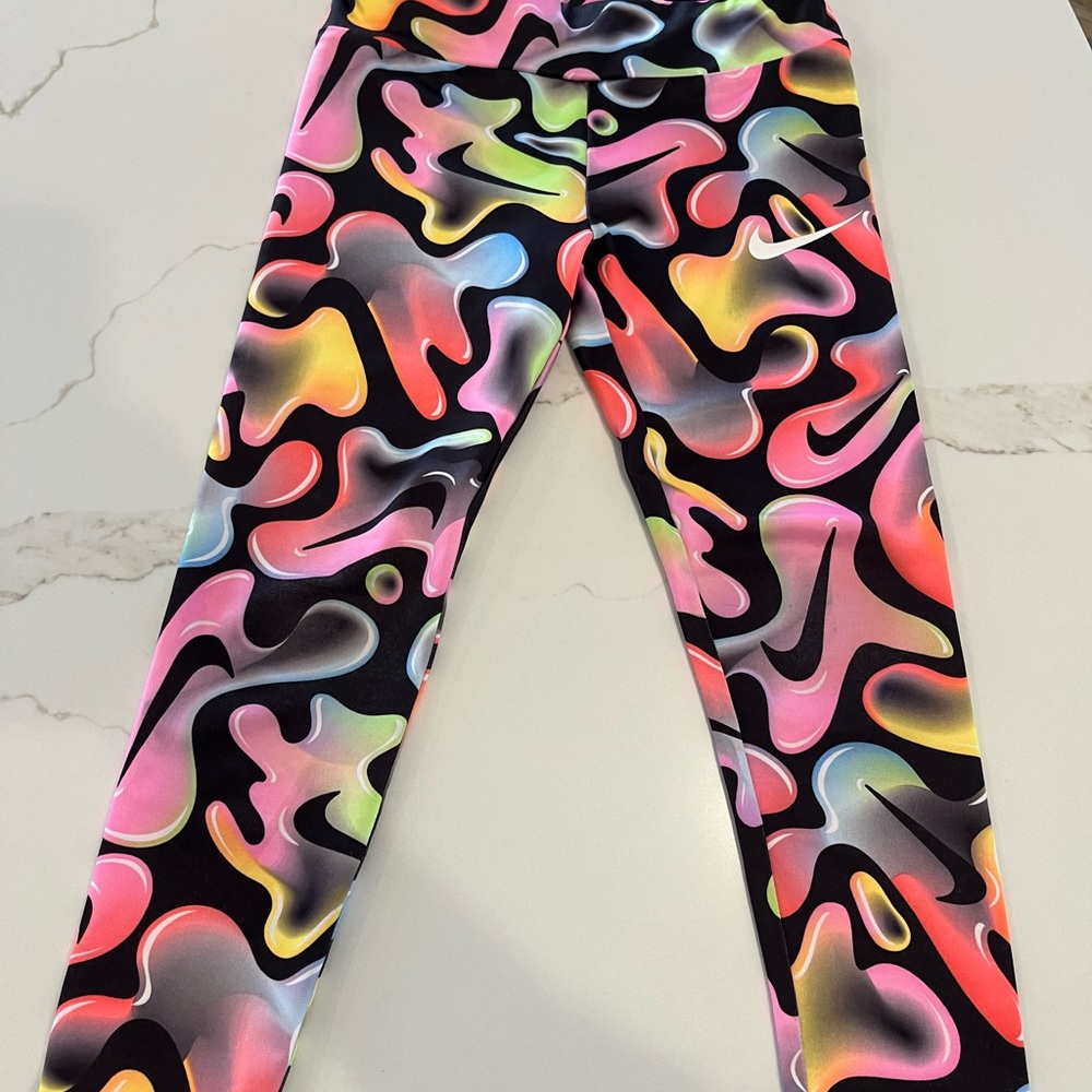 Nike girls leggings 5-6